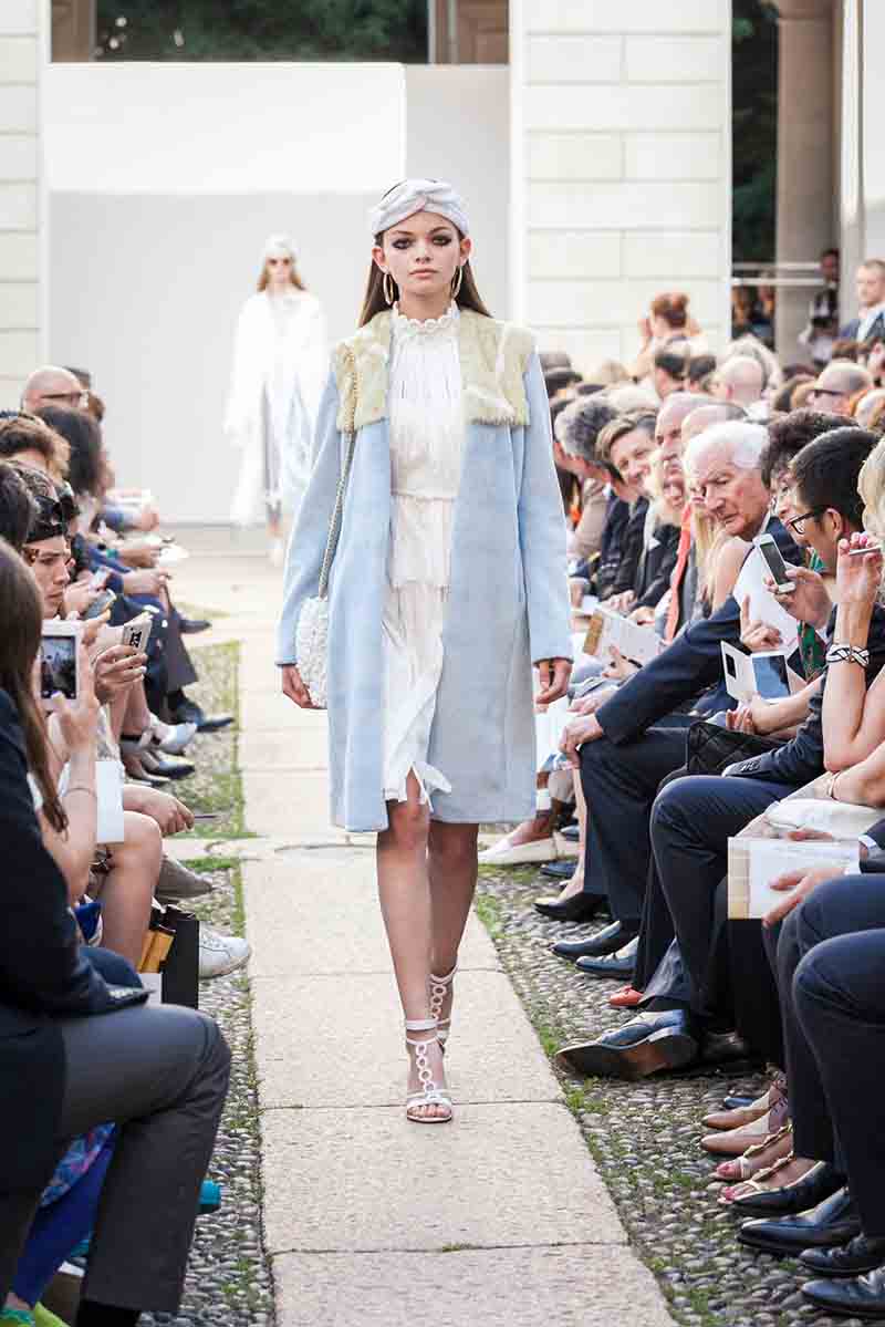 Moda alternativa, questo autunno ci si veste di… stracci Moda alternativa, questo autunno ci si veste di… stracci