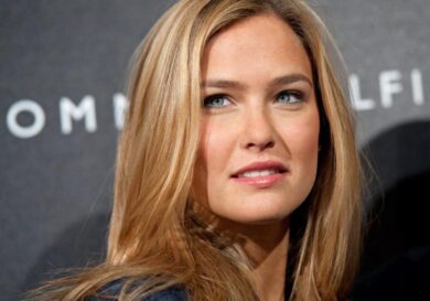 Bar Refaeli, le nozze diventano un caso: Israele chiude gli spazi aerei