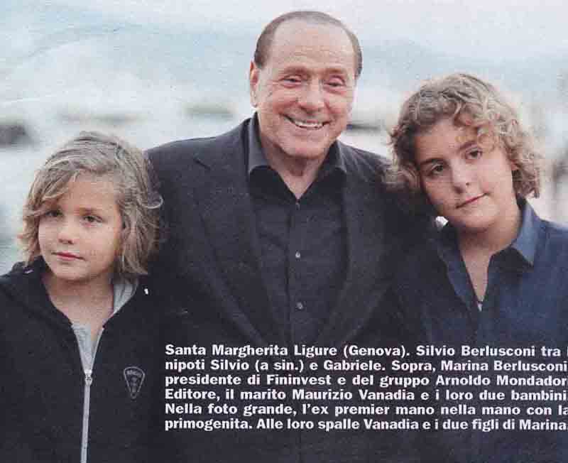 Berlusconi irriconoscibile a pranzo con la Pascale. E la Ronzulli…