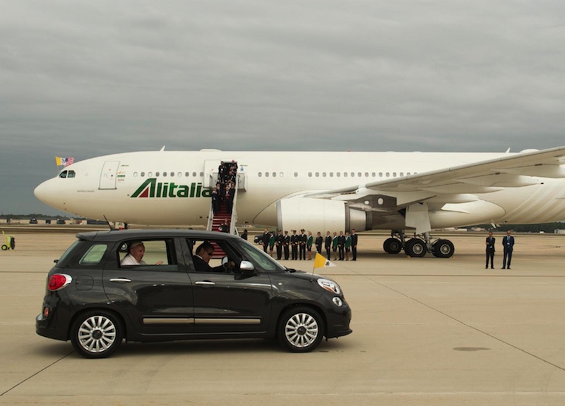 Papa Francesco, che spot per la Fiat negli Stati Uniti Papa Francesco, che spot per la Fiat negli Stati Uniti
