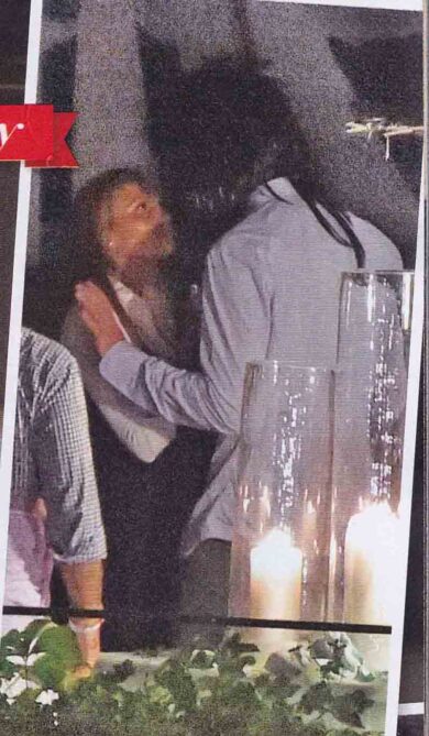 Pierre Casiraghi bacia una bionda. E non è Beatrice… FOTO