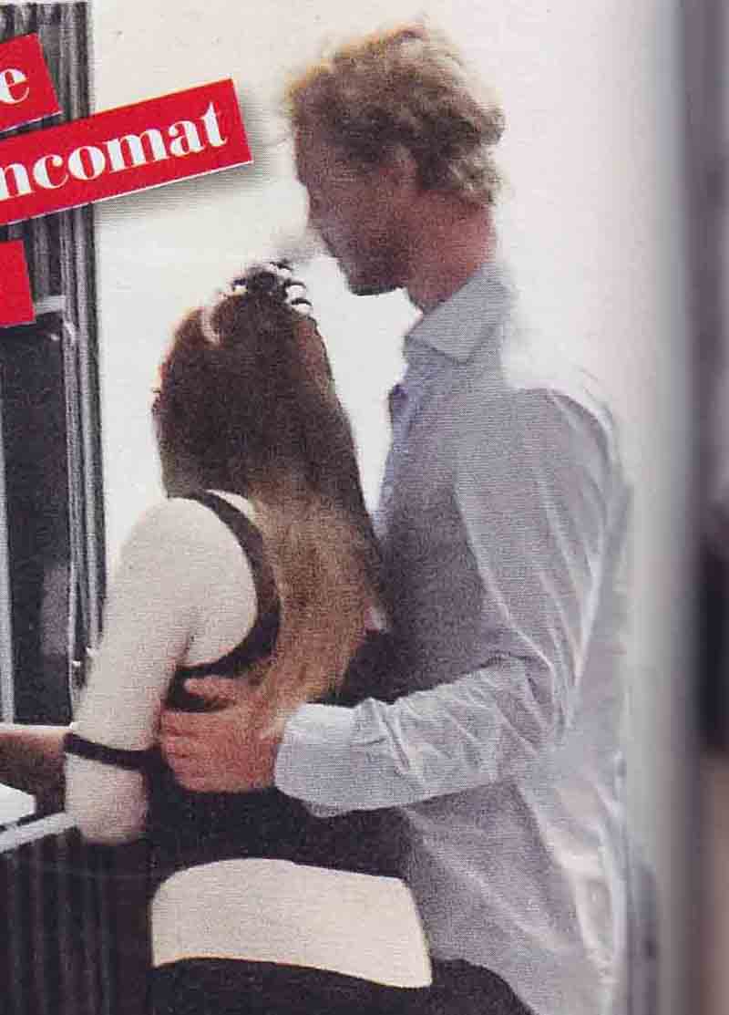 Pierre Casiraghi bacia una bionda. E non è Beatrice… FOTO