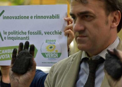 Volkswagen, Angelo Bonelli (Verdi): “Controlli pagati dai big dell’auto”