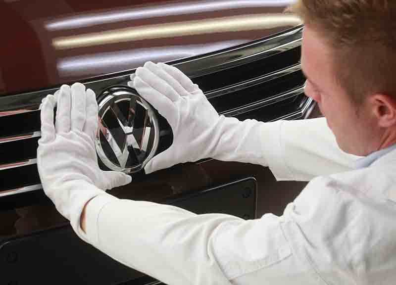 Volkswagen, il marchio ha già perso 10 miliardi di dollari Volkswagen, il marchio ha già perso 10 miliardi di dollari