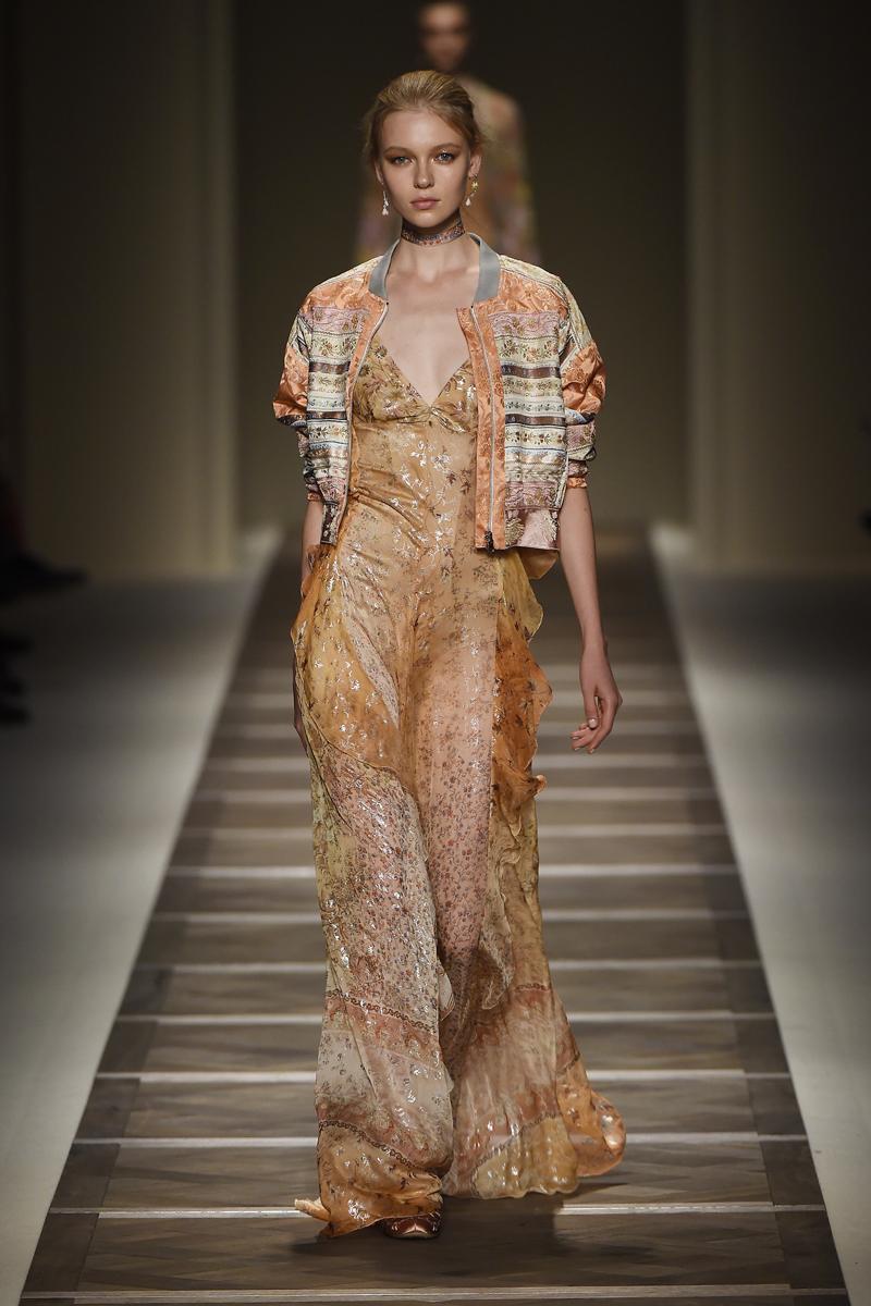 Moda primavera-estate 2016. Tutte le nuove tendenze. FOTO Moda primavera-estate 2016. Tutte le nuove tendenze. FOTO