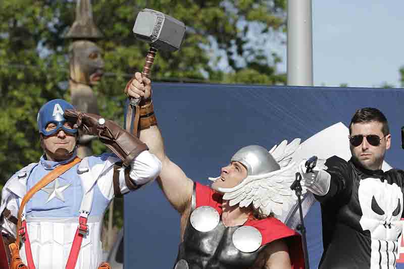 Cosplay e autori stellari. Romics, weekend a fumetti Cosplay e autori stellari. Romics, weekend a fumetti