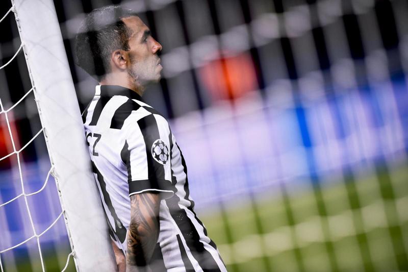 Tevez: “Dispiace vedere la Juve così. Ho rifiutato 20 milioni da…” Tevez: “Dispiace vedere la Juve così. Ho rifiutato 20 milioni da…”