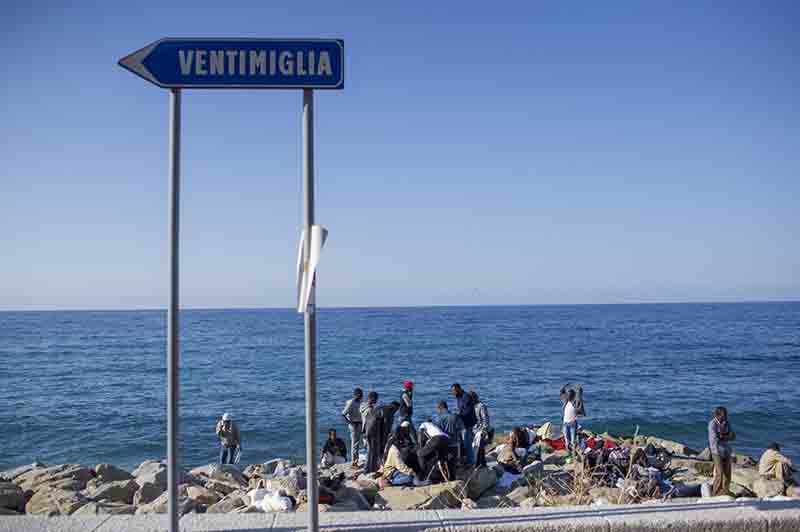 Immigrazione, a Ventimiglia sgomberato il presidio dei profughi