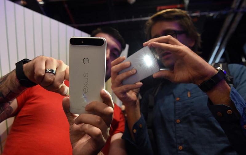Nexus 5X e 6P: Google sfida Apple con i nuovi smartphone Nexus 5X e 6P: Google sfida Apple con i nuovi smartphone