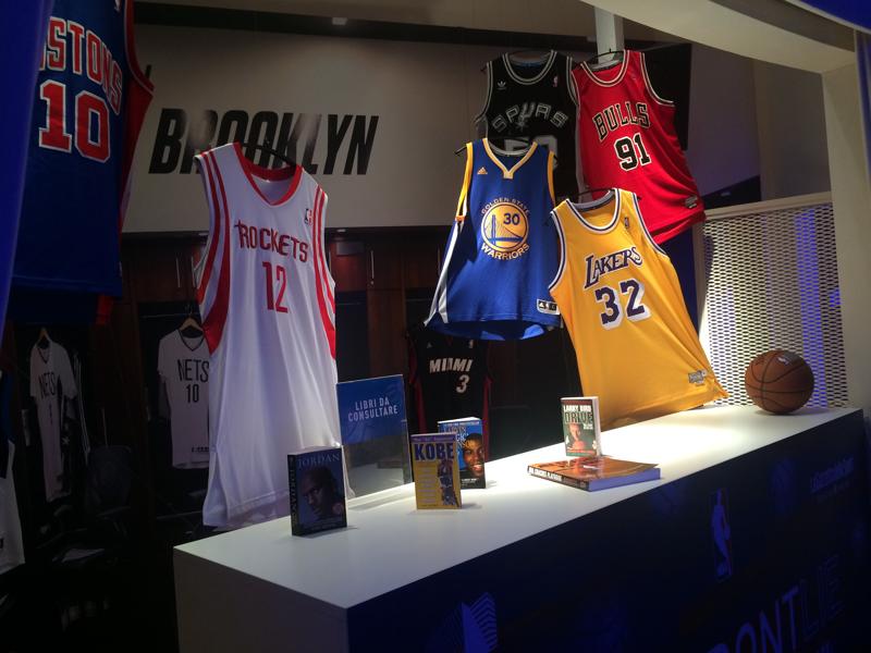 Nba, la mostra di Finazzer Flory fa canestro: boom di ingressi senza precedenti
