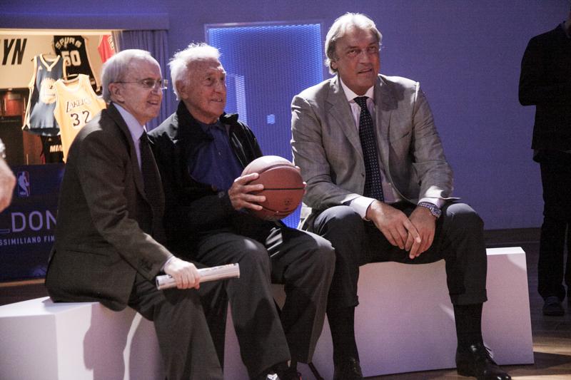 Nba, la mostra di Finazzer Flory fa canestro: boom di ingressi senza precedenti