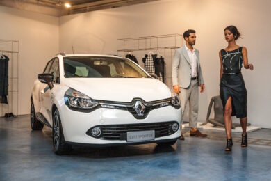 RENAULT Clio DUEL. La seduzione ha un doppio carattere