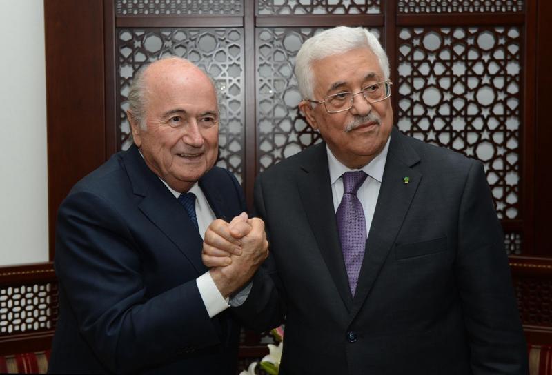 Fifa, Blatter: “Condannato senza prove, ma il bene prevarra’” Fifa, Blatter: “Condannato senza prove, ma il bene prevarra’”