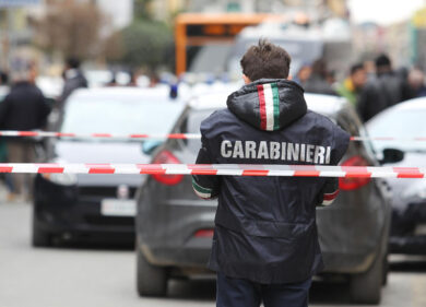 Camorra, donne ai vertici dei clan: 11 fermi