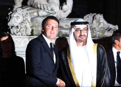 Renzi a cena con lo sceicco degli Emirati. Coperto il nudo d’autore