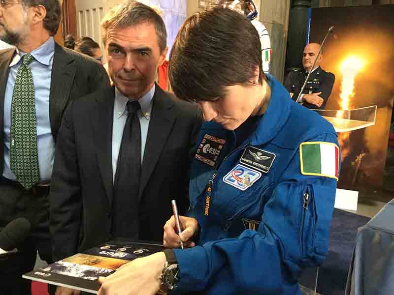FS partner del tour post-volo di Samantha Cristoforetti