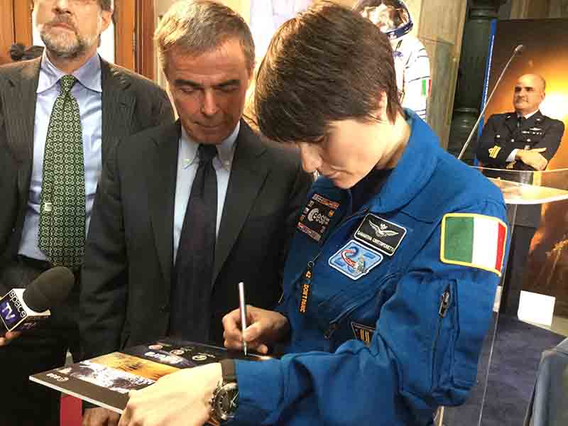 FS partner del tour post-volo di Samantha Cristoforetti