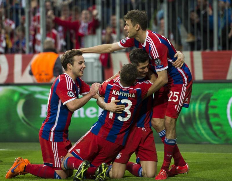 Bayern Monaco, per Goetze è rottura del tendine dell’adduttore