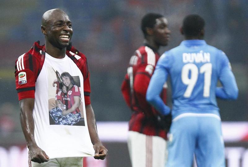 Armero beccato con 2 prostitute e bastonato dalla moglie. “Invenzioni” Armero beccato con 2 prostitute e bastonato dalla moglie. “Invenzioni”