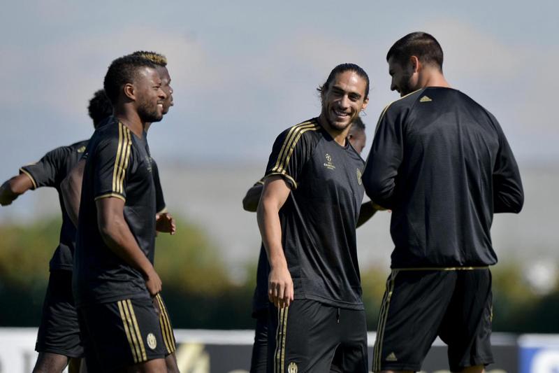 Juventus, Caceres reintegrato in rosa. Mentre Pogba e Morata… Juventus, Caceres reintegrato in rosa. Mentre Pogba e Morata…