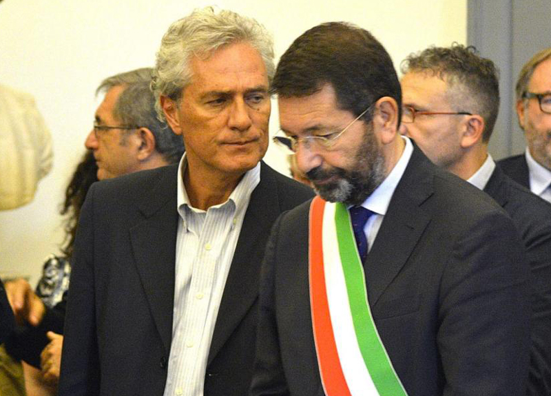 Roma, team di commissari. Anche Veltroni e Rutelli Roma, team di commissari. Anche Veltroni e Rutelli