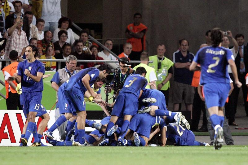 Mondiali 2006, Spiegel: Germania li comprò dalla Fifa per 6,7 mln Mondiali 2006, Spiegel: Germania li comprò dalla Fifa per 6,7 mln