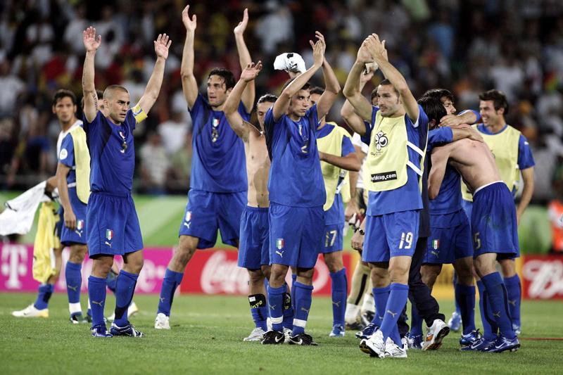 Mondiali 2006, Spiegel: Germania li comprò dalla Fifa per 6,7 mln Mondiali 2006, Spiegel: Germania li comprò dalla Fifa per 6,7 mln