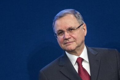 Renzi, BankItalia critica il governo: riduca il debito