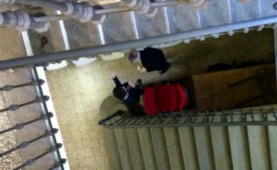 Guerini-Balzani, colloqui nel sottoscala. Pisapia: “Dobbiamo vincere”. LE FOTO DI AFFARI