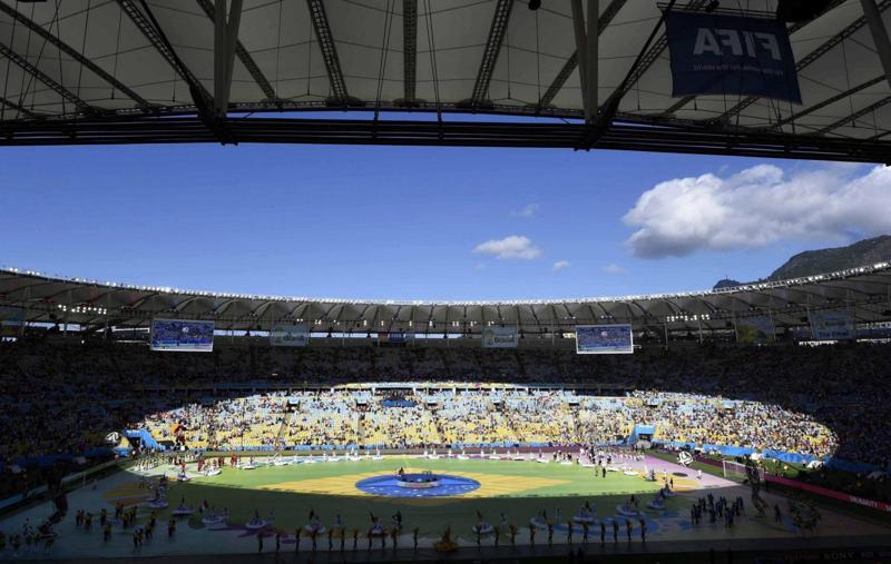 Brasile: esplosione vicino Maracanà a Rio, feriti e gravi danni Brasile: esplosione vicino Maracanà a Rio, feriti e gravi danni