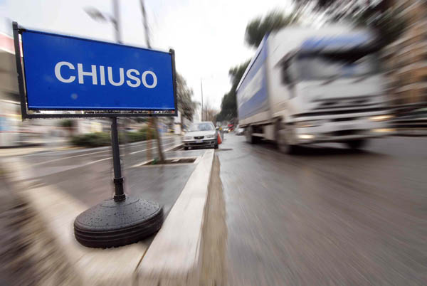Benzinai, sciopero di due giorni in autostrada. Parte lunedì alle 22 Benzinai, sciopero di due giorni in autostrada. Parte lunedì alle 22