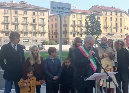 Porta Nuova, inaugurata via Mike Bongiorno Porta Nuova, inaugurata via Mike Bongiorno