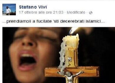 Il sindaco leghista su facebook: “Islamici decerebrati, prendiamoli a fucilate”