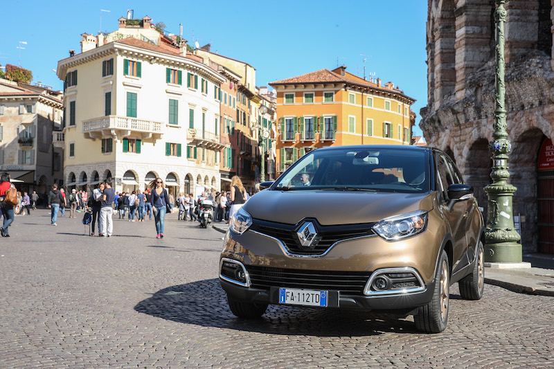 RENAULT CAPTUR ICONIC E EXCITE: il crossover speciale