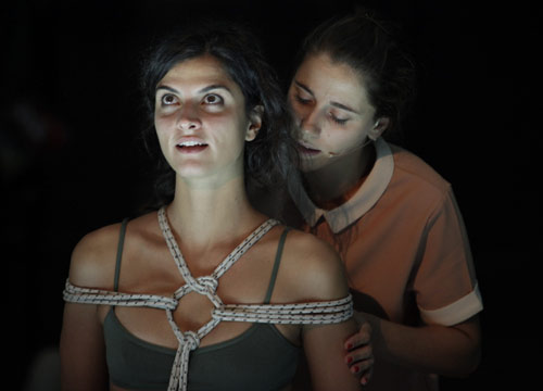 Sfida all’ultimo applauso. Teatro, festival dei corti Sfida all’ultimo applauso. Teatro, festival dei corti