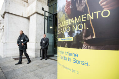 Poste, debutto in controtendenza con il Footsie-Mib