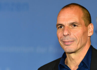 Varoufakis, la metamorfosi: da ministro marxista a conferenziere di lusso
