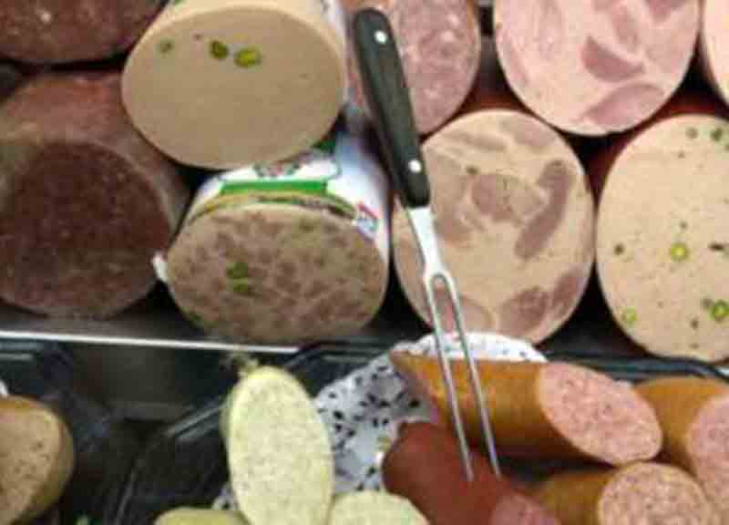 Mal di testa: 9 alimenti che lo scatenano Mal di testa: 9 alimenti che lo scatenano