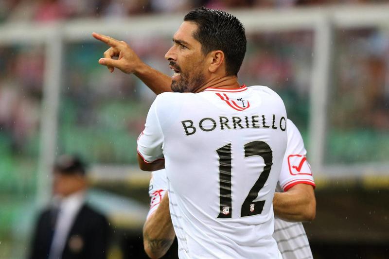 Borriello non ci sta dopo la stangata del Giudice Sportivo. Lo sfogo Borriello non ci sta dopo la stangata del Giudice Sportivo. Lo sfogo