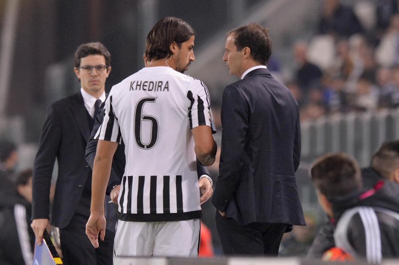 Khedira, è un ancora out. Allegri: “Difficile recuperarlo per…”