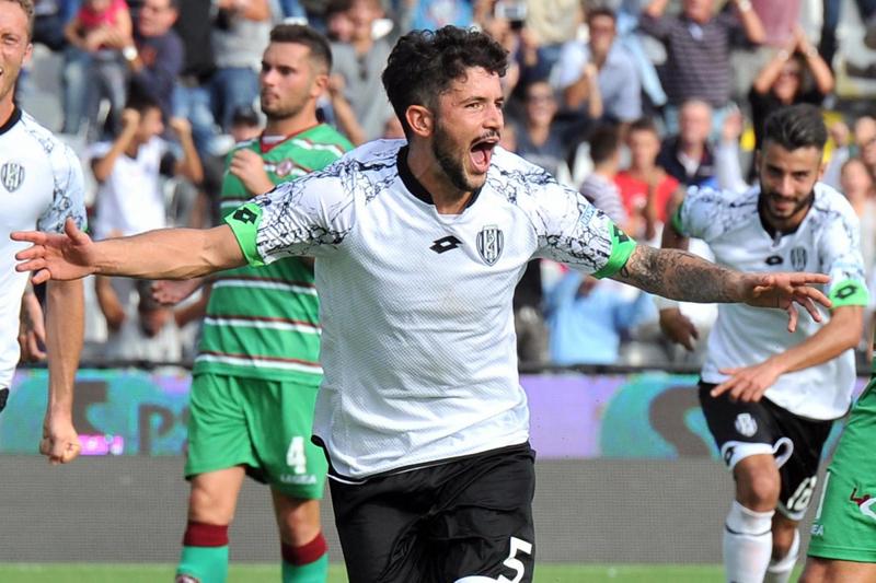 Milan accelera su Sensi. Summit per “il nuovo Verratti” Milan accelera su Sensi. Summit per “il nuovo Verratti”