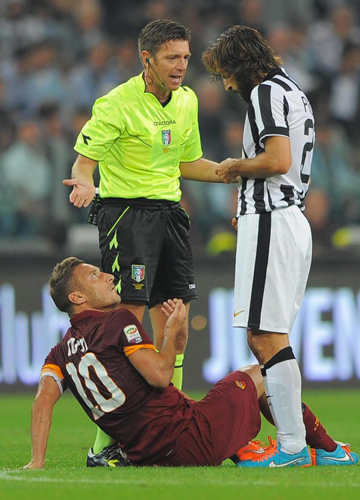 Pirlo, clamoroso: lo chiama Roberto Mancini all’Inter