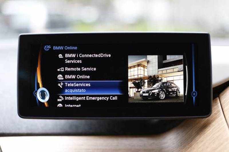 BMW ConnectedDrive Store  ora disponibile anche in Italia