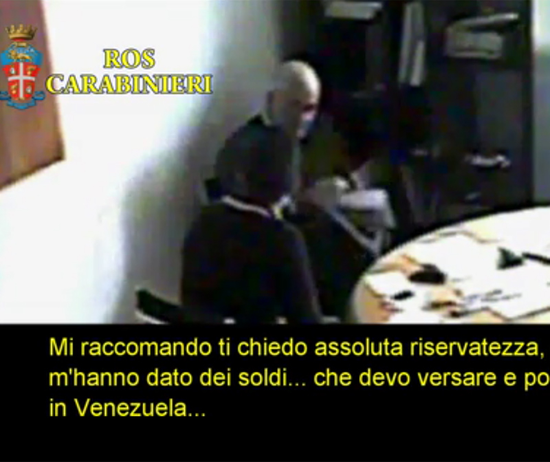 Intercettazioni, video e pedinamenti. FOTOGALLERY DELLA MAXI INCHIESTA Intercettazioni, video e pedinamenti. FOTOGALLERY DELLA MAXI INCHIESTA
