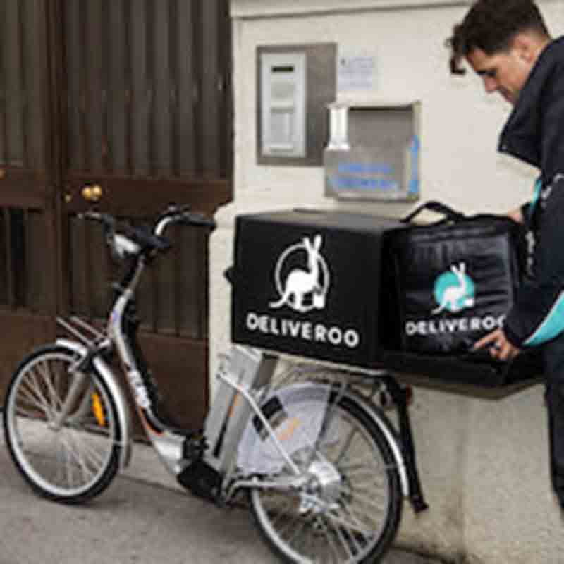 Deliveroo, da Londra a Milano: food a portata di casa (e d’ufficio)