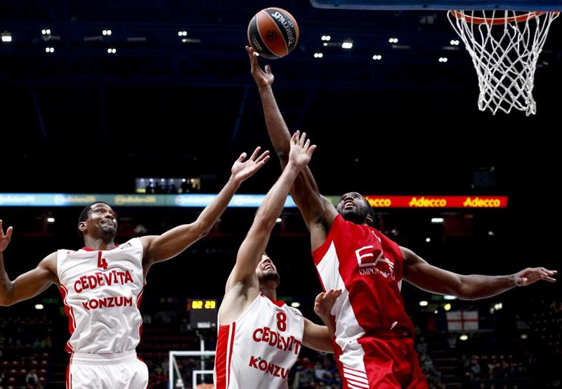 Olimpia Milano perde in casa con il Cedevita. Mercato: arriva Sanders Olimpia Milano perde in casa con il Cedevita. Mercato: arriva Sanders