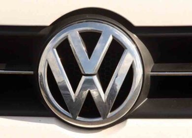 Volkswagen, De Silva lascia la società