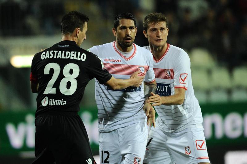 Figc, corte d’appello riduce la squalifica a Borriello. Che ora… Figc, corte d’appello riduce la squalifica a Borriello. Che ora…