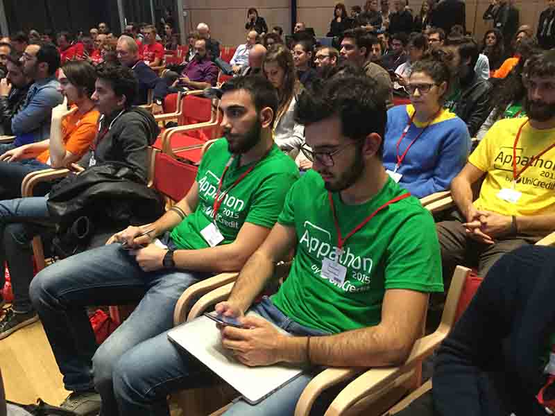 Appathon 2015, l’app bancaria del futuro parte da qui Appathon 2015, l’app bancaria del futuro parte da qui