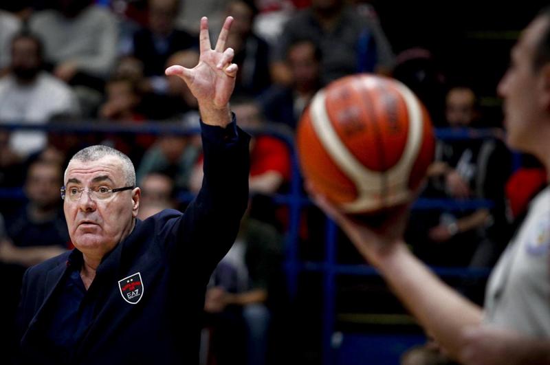 Olimpia Milano fa cinquina. Repesa: “Non ho visto alcune facce giuste” Olimpia Milano fa cinquina. Repesa: “Non ho visto alcune facce giuste”